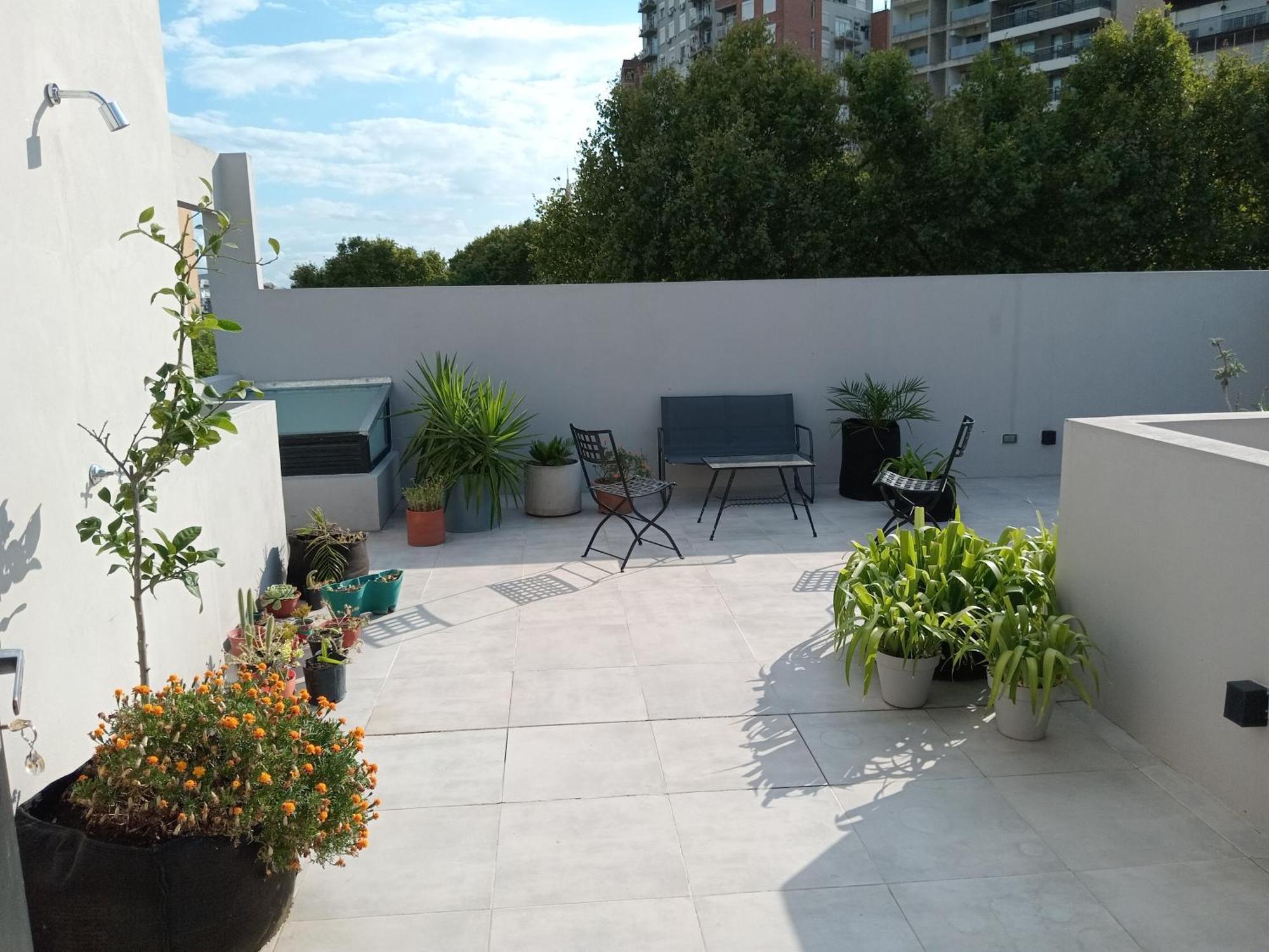 Con Bano Uso Exclusivo En Casa Compartida En Primer Piso Por Escalera Alloggio in famiglia Buenos Aires